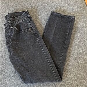 Levi's Men's Slim Straight Jeans in Charcoal Black Denim button fly